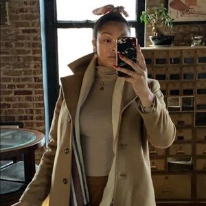 Meet your Posher, Leah